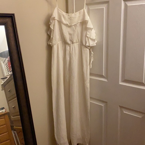 Club Monaco Kymbrah jumpsuit — size 4. - Picture 2 of 5